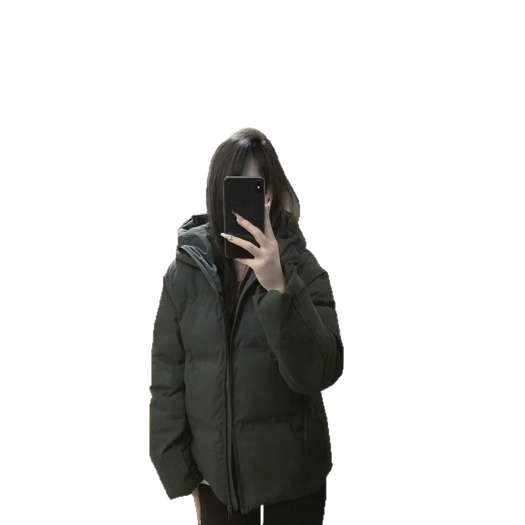 Kurze Kapuzenjacke mit Polyester-Füllung