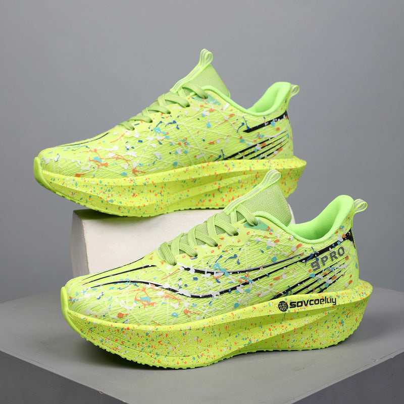 Marathon Carbon-Sneaker mit Leuchteffekt