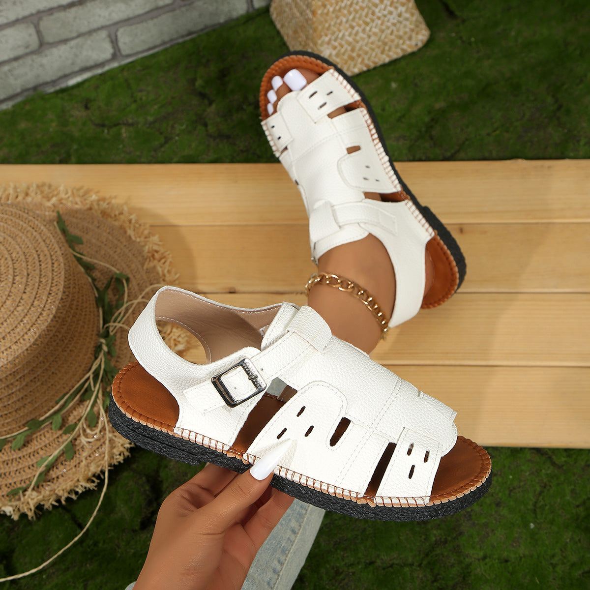 Retro-Sport-Sandale mit weicher Sohle