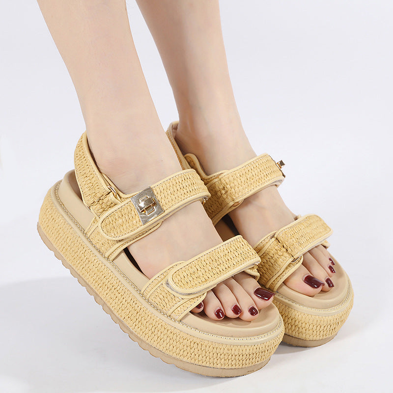 Geflochtene offene Sandalen für Damen – Bild 2 | LuxeStyle