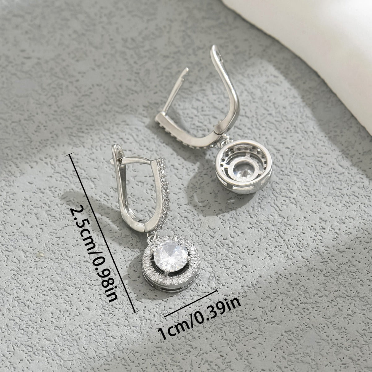 Koreanische Weiche Damen Ohrstecker, Waldstil mit Zirkonia – Täglicher