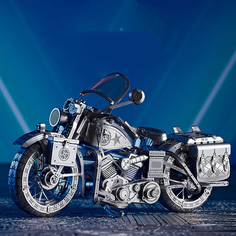 3D Metallpuzzle Motorrad zum Selberbauen – Bild 2 | LuxeStyle