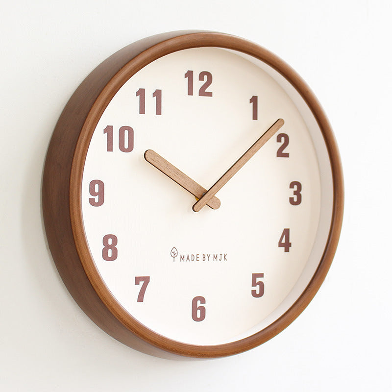 Wanduhr aus Massivholz – Modern und minimalistisch – Bild 5 | LuxeStyle