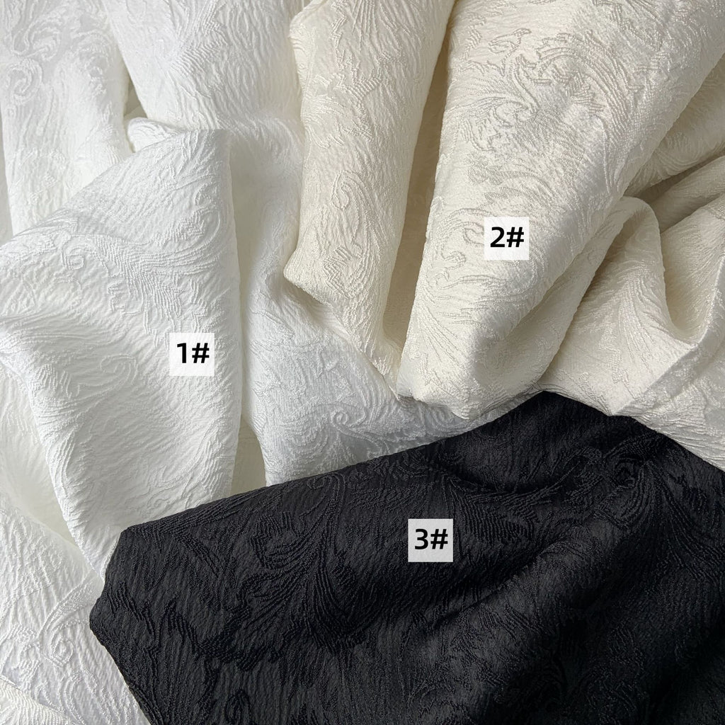 Geprägter Jacquard-Stoff aus Seide, humanoides Muster – Bild 8 | LuxeStyle