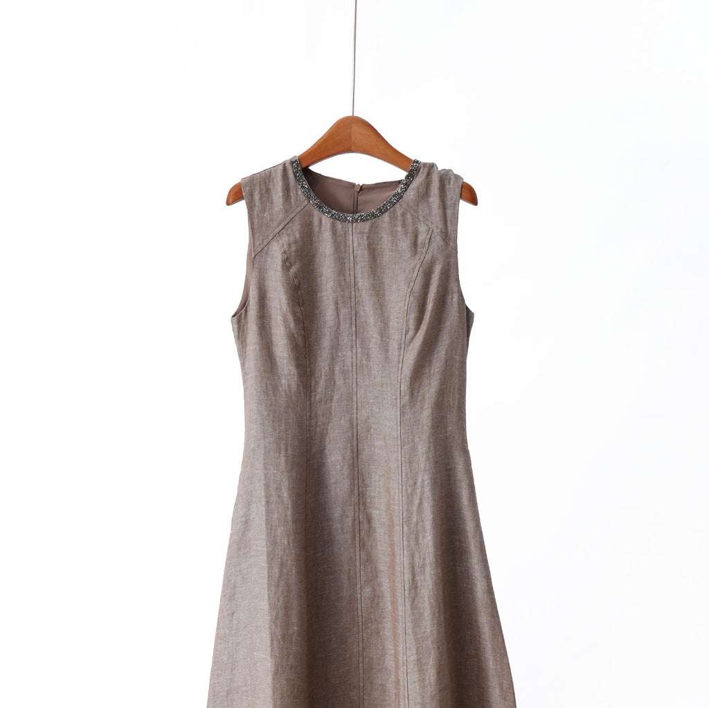 Ärmelloses Leinenkleid mit Taillengürtel – Bild 2 | LuxeStyle