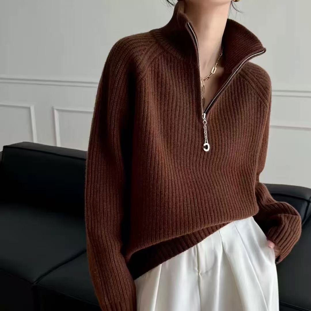 Kuscheliger Strickpullover mit Reissverschluss
