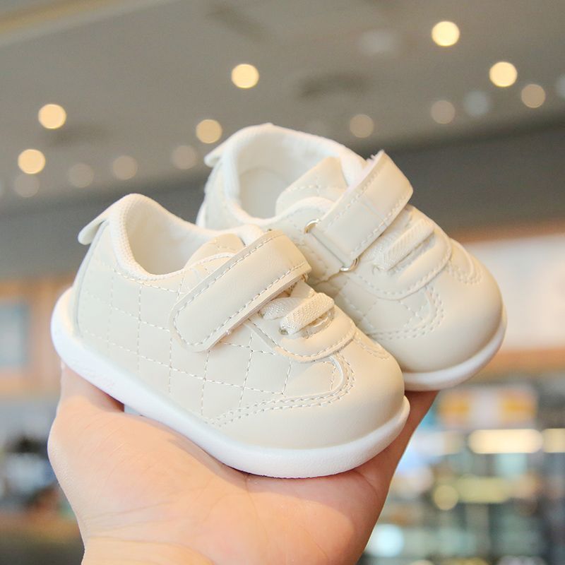 Weiche Sohle Anti-Rutsch Kinderlaufschuhe