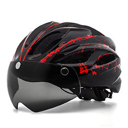 Velohelm mit integriertem Licht