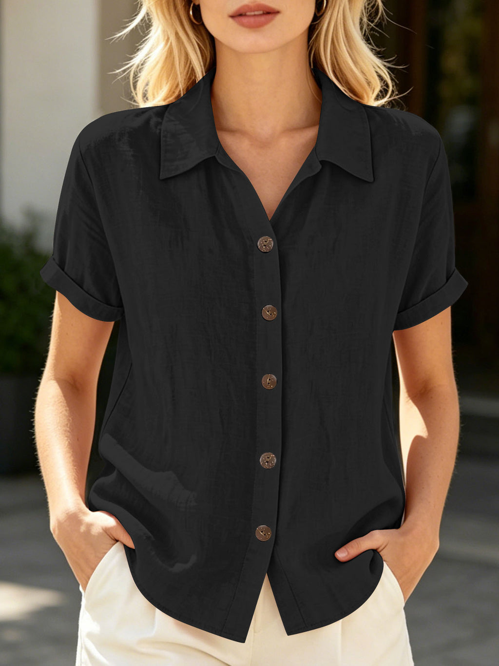 Sommerbluse mit Knopfleiste