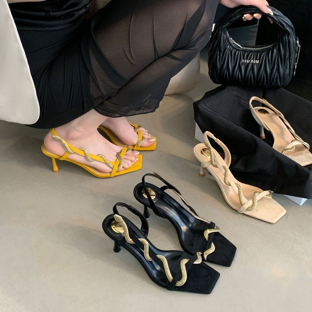 Elegante Stiletto-Heels mit Rhinsternen