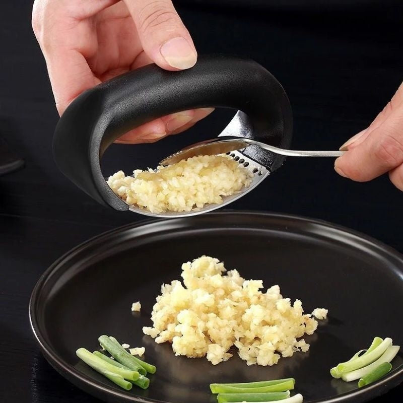 Knoblauchpresse aus Edelstahl, ergonomisch