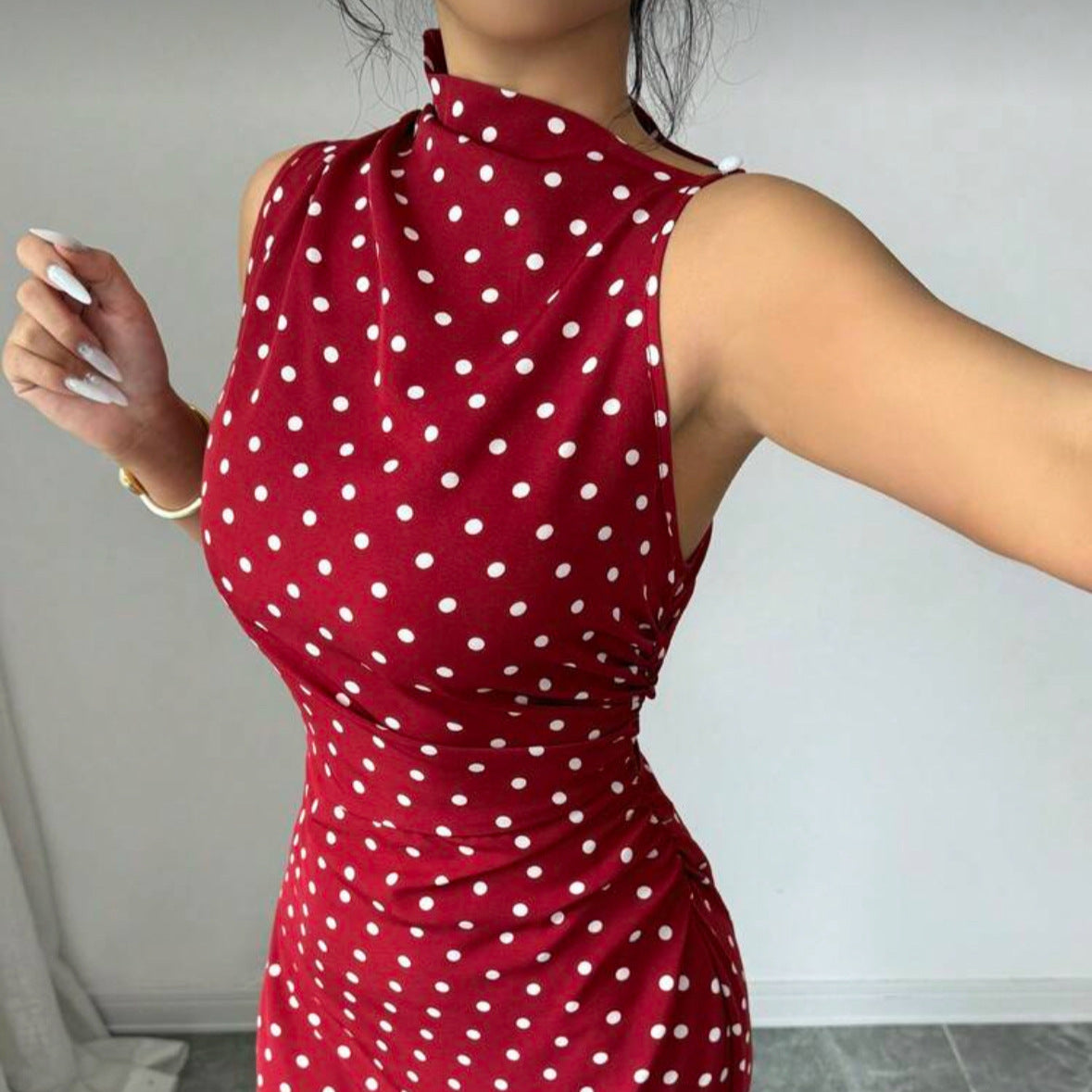 Elegantes Polka-Dot Maxikleid