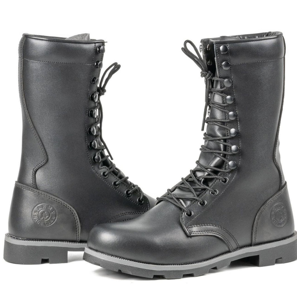 Schwarze Kampfstiefel