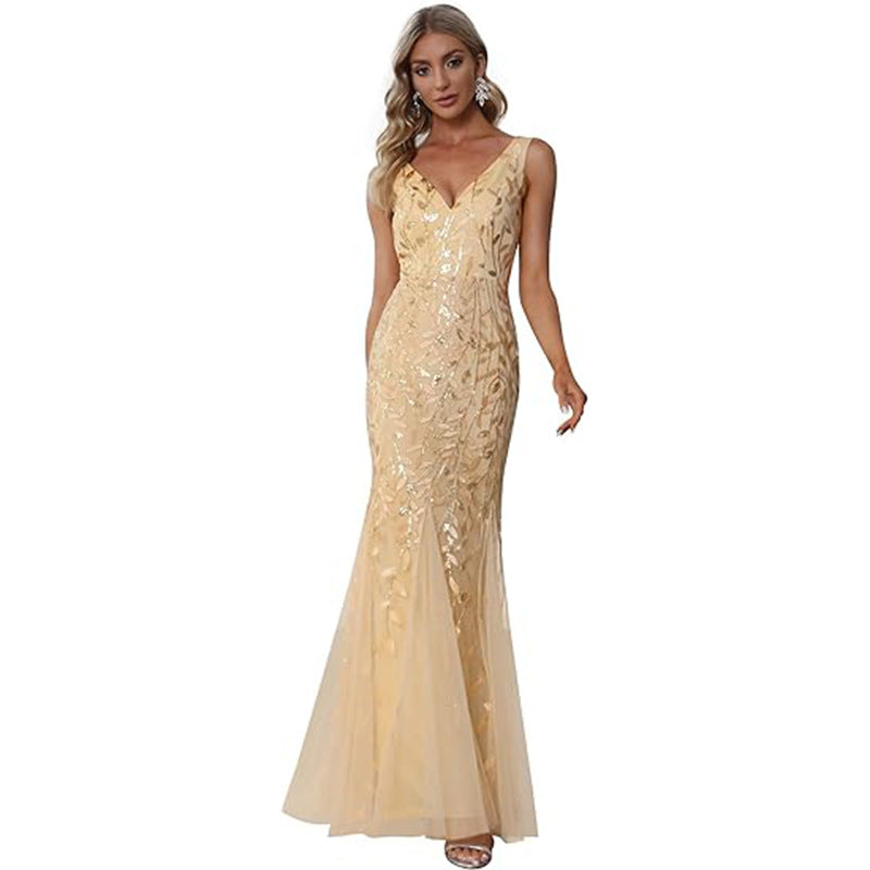 V-Ausschnitt Tüll-Glitzerkleid mit Stickerei – Bild 6 | LuxeStyle