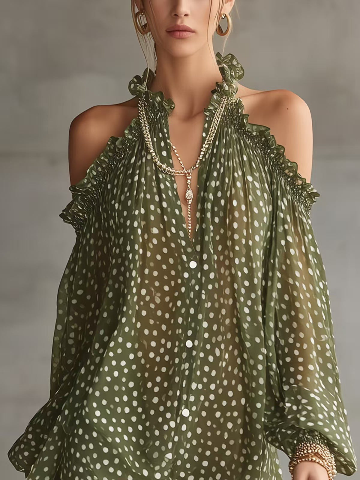 Elegantes Chiffon-Kleid mit Polka Dots
