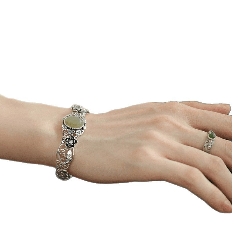 Retro-Armband mit chinesischem Lotus – Bild 5 | LuxeStyle