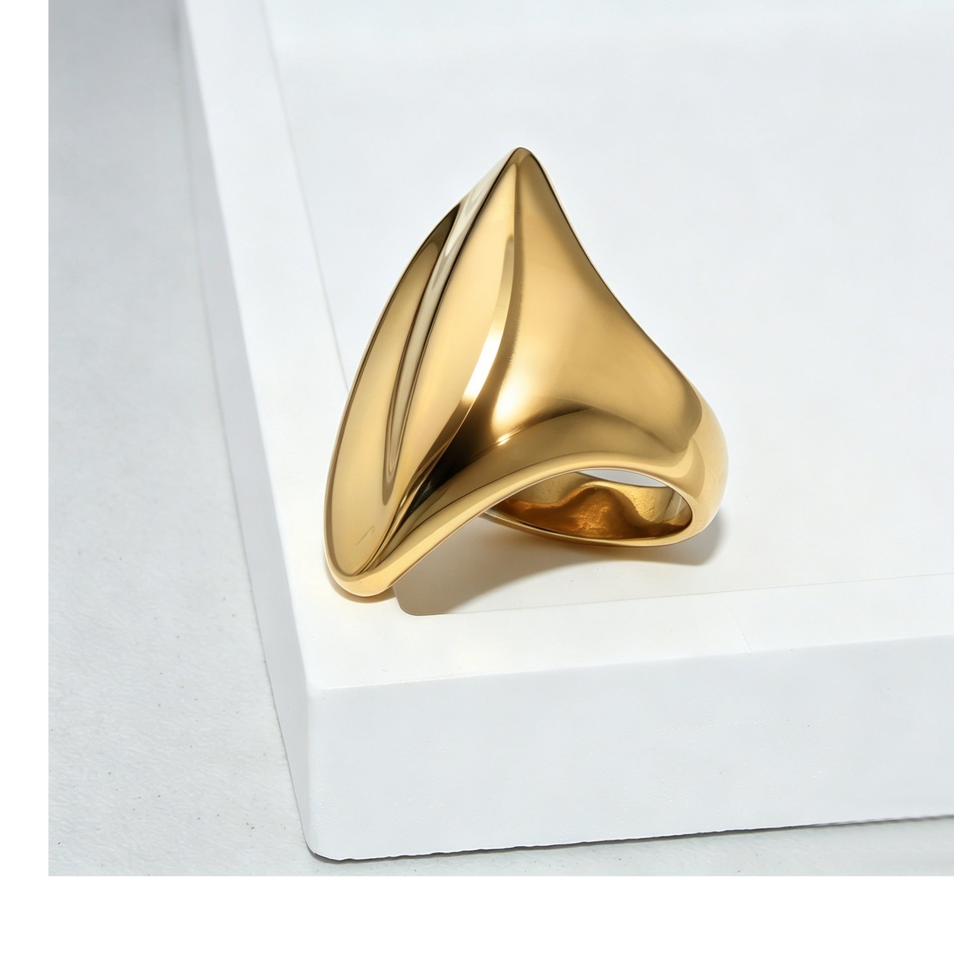 Ring «Streamlined Arc» aus poliertem Edelstahl