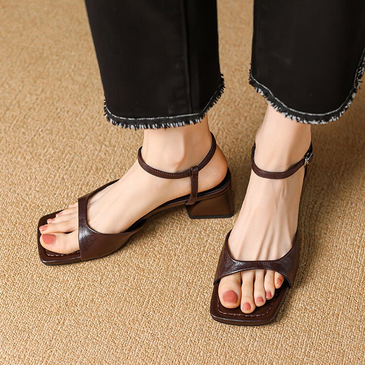 Vintage Peep-Toe Sandalen mit Schnalle