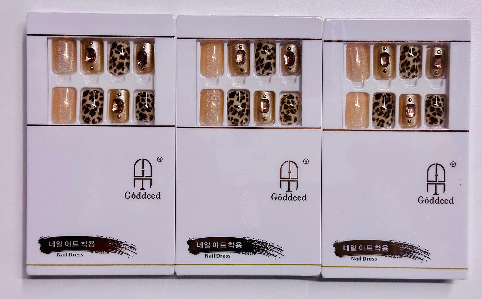 Press On Nails Leopard-Print mit Glitzer – Ansicht 4