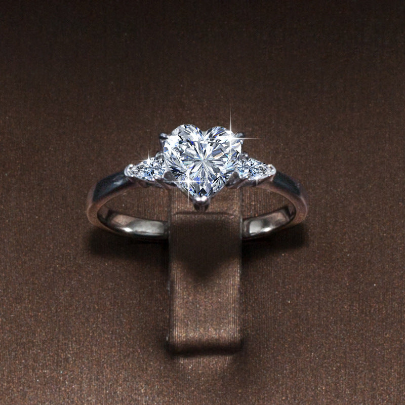 Herzring mit Moissanit und Zirkonia | LuxeStyle