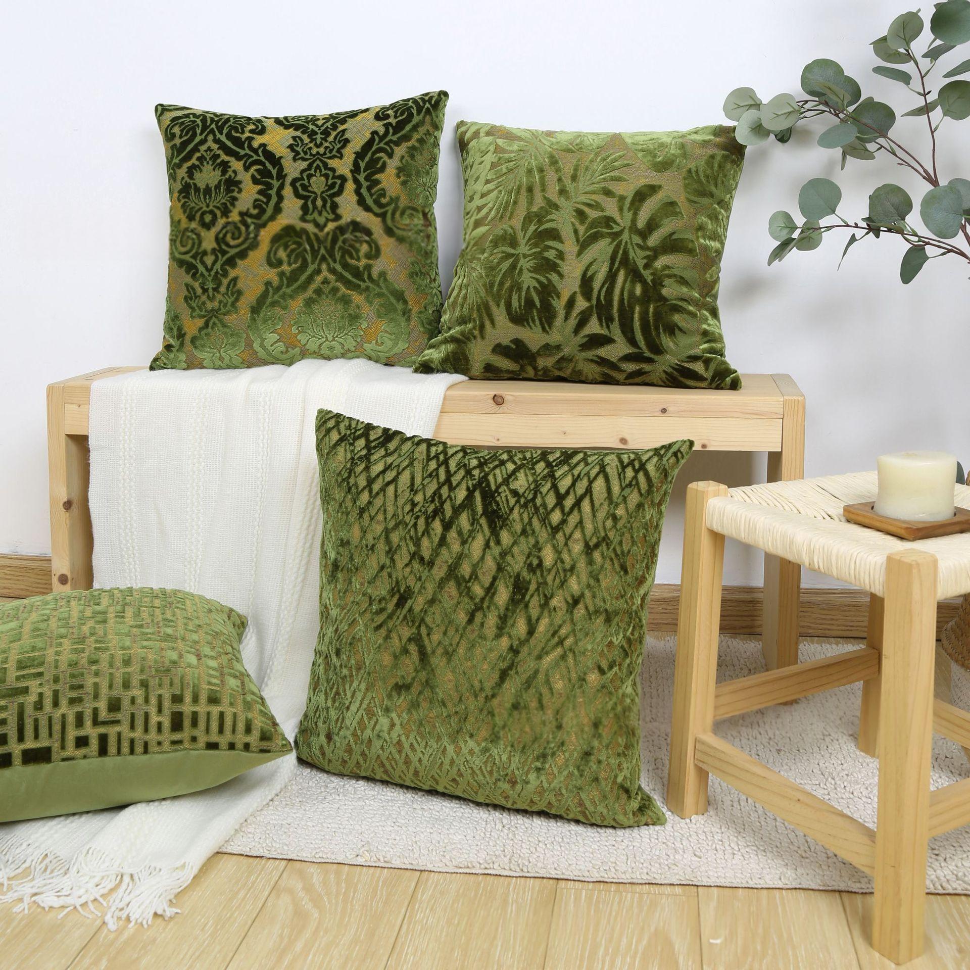 Jacquard Kissenbezug mit Stickerei