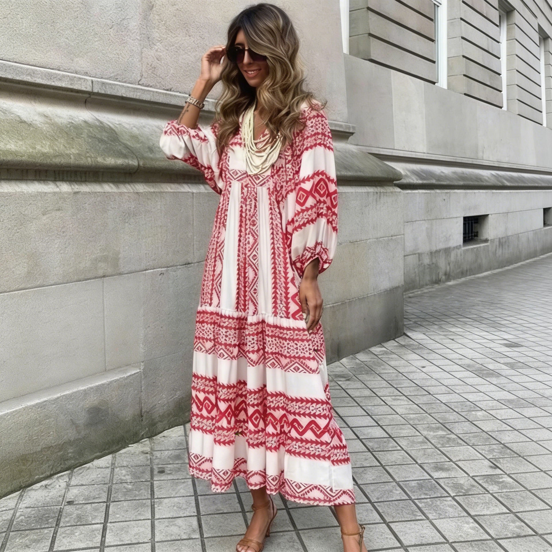 Langes Kleid mit Blumenmuster und Puffärmeln