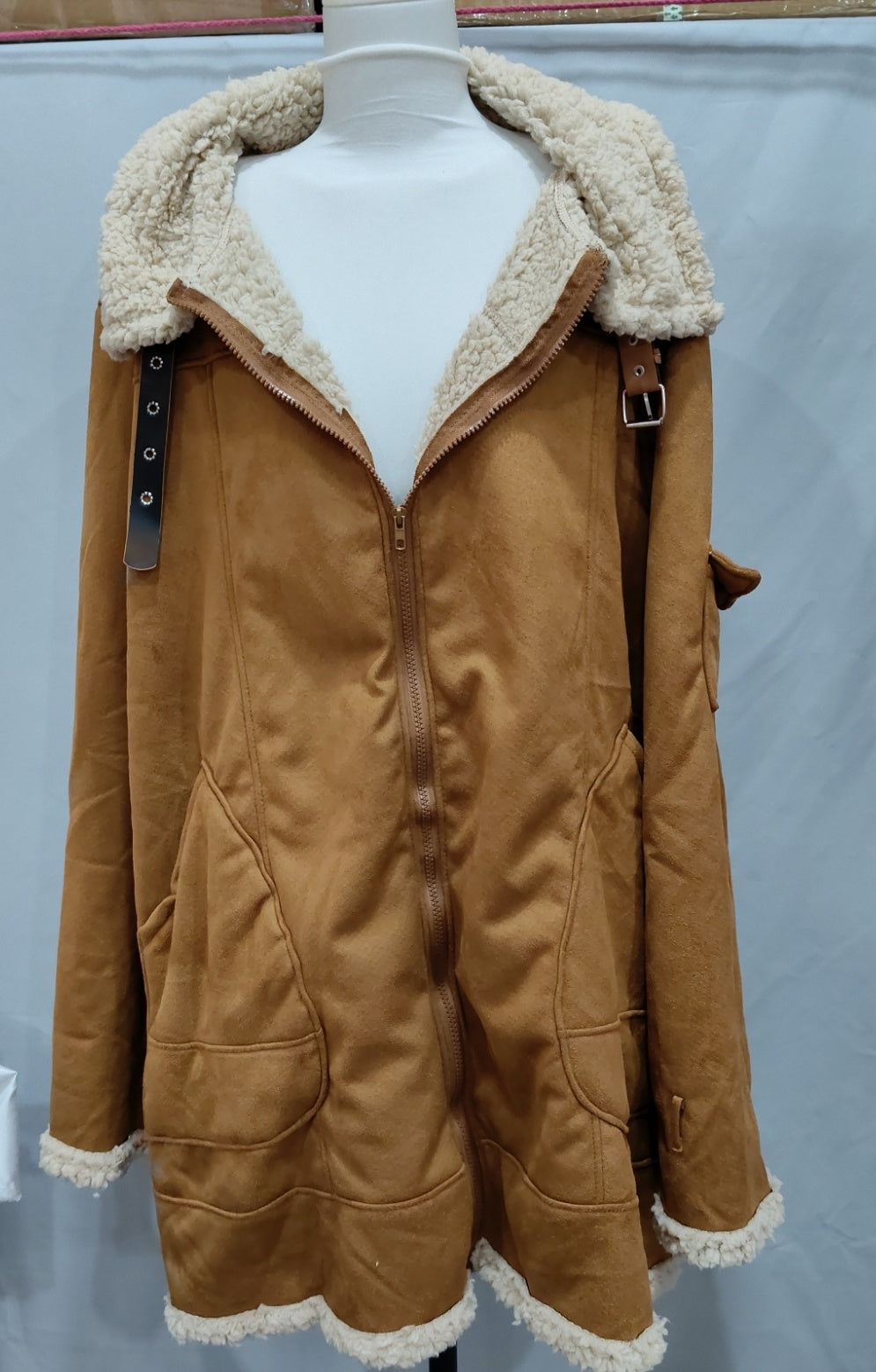 Warme Herren Winterjacke mit Fleece & Fellkragen