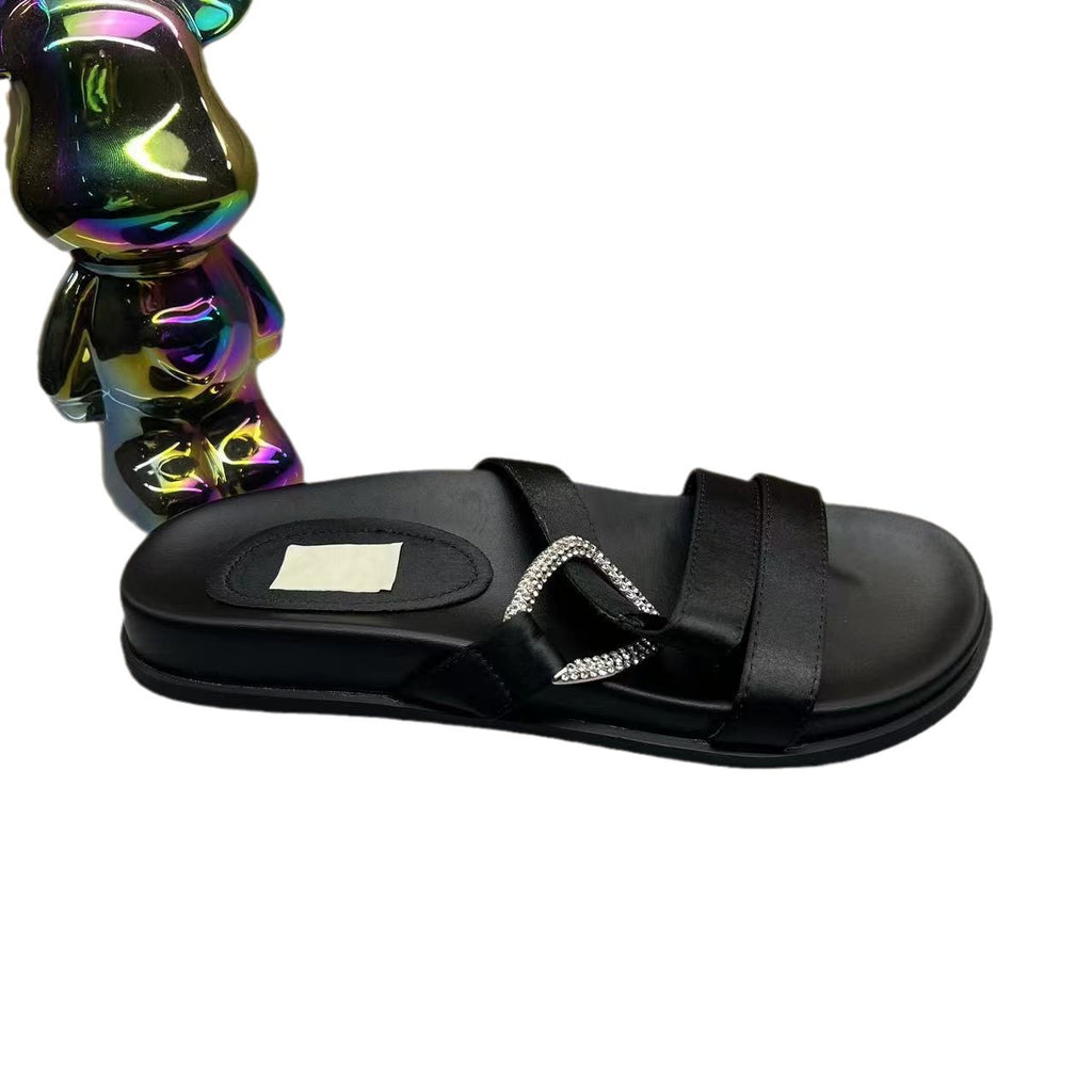 Schwarze Sandalen mit Strass-Dekor