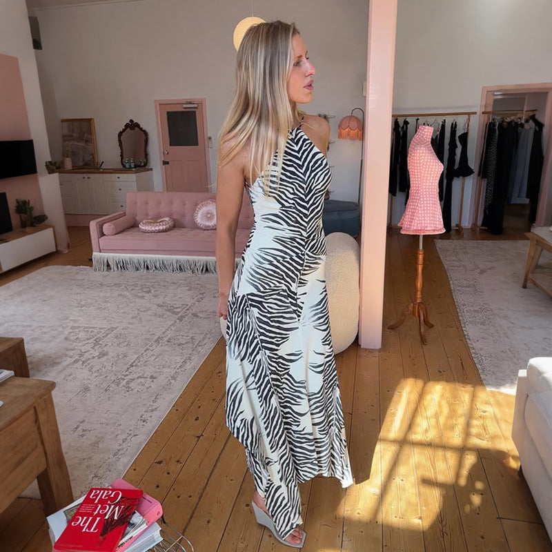 Asymmetrisches Off-Shoulder Strickkleid – Bild 3 | LuxeStyle