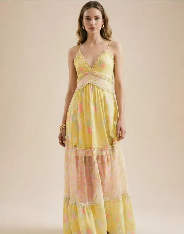 Geblümtes Chiffonkleid mit V-Ausschnitt