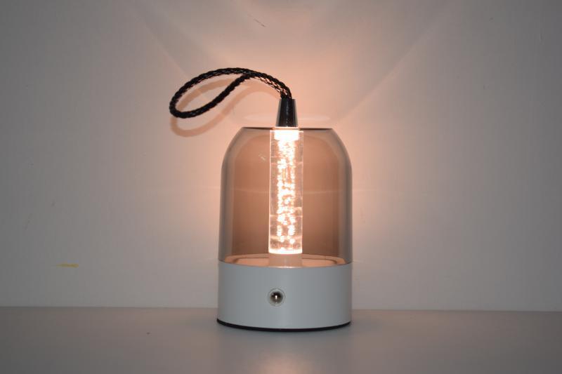 Kleines Nachtlicht mit Touch-Steuerung, USB – Bild 3 | LuxeStyle
