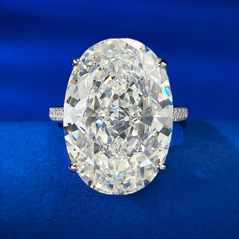 Silberring mit ovalem Zirkonia – Bild 4 | LuxeStyle
