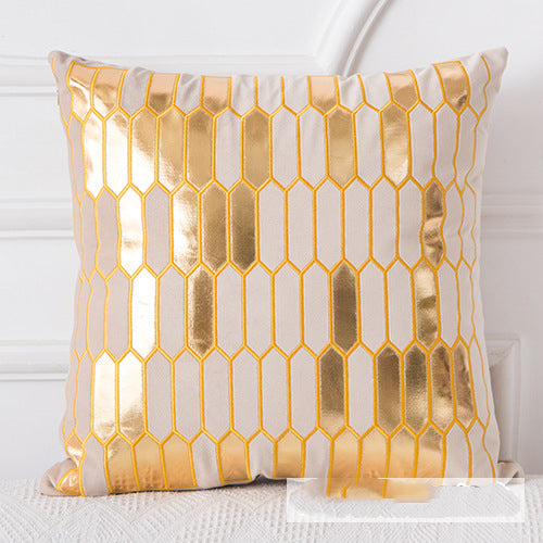 Goldenes Plüschkissen mit Quasten – Bild 7 | LuxeStyle
