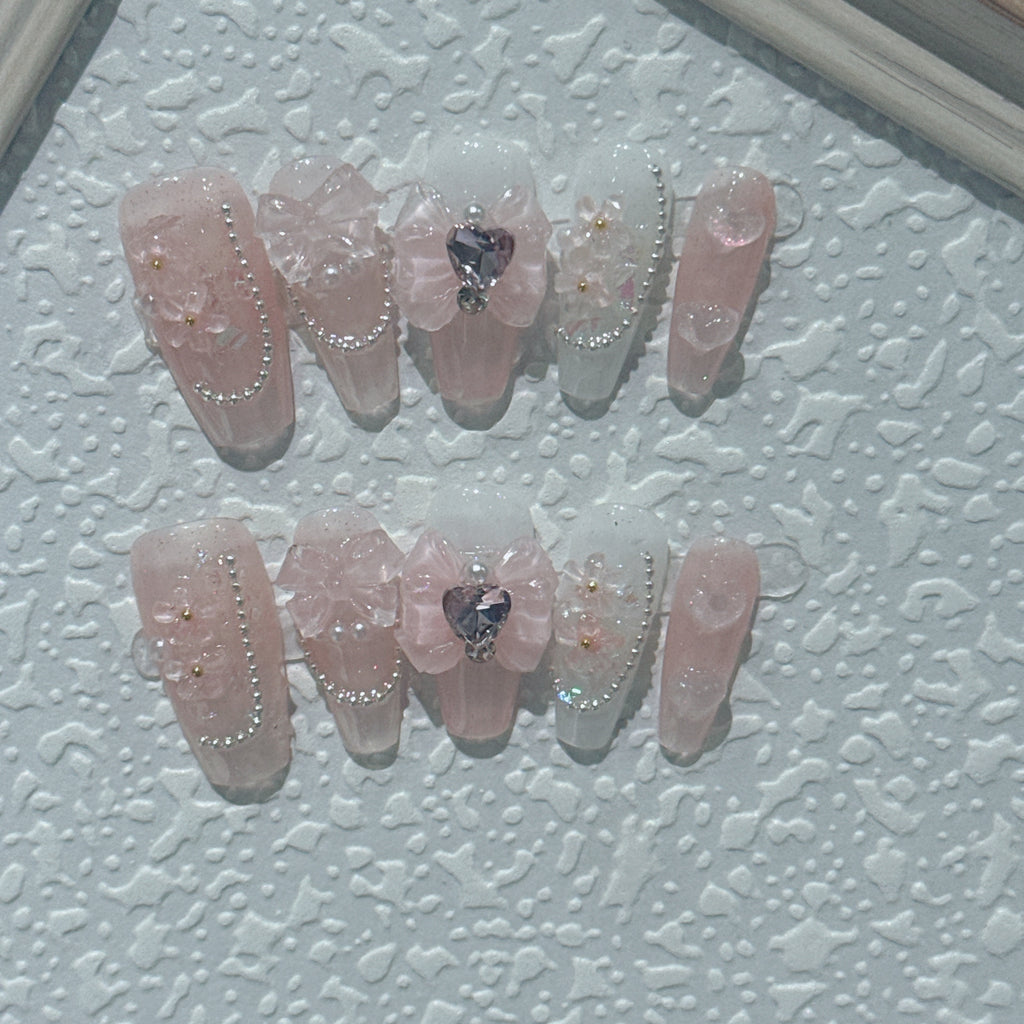 Mädchenhafte Schleifen-Nailsticker – Bild 5 | LuxeStyle