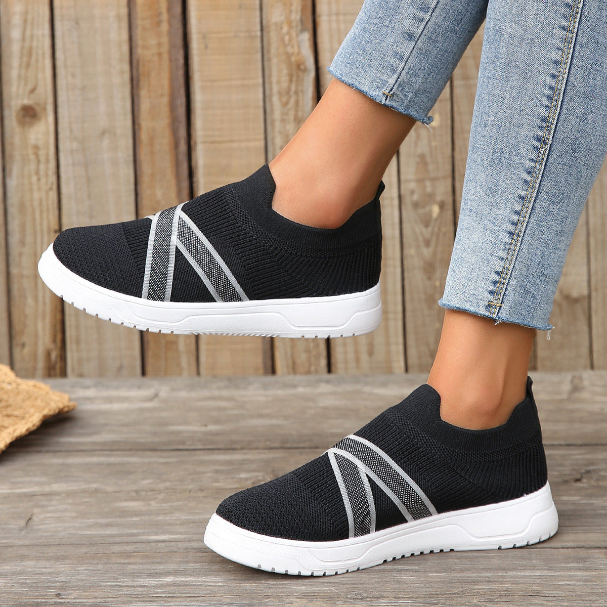 Einfache Outdoor-Sneaker