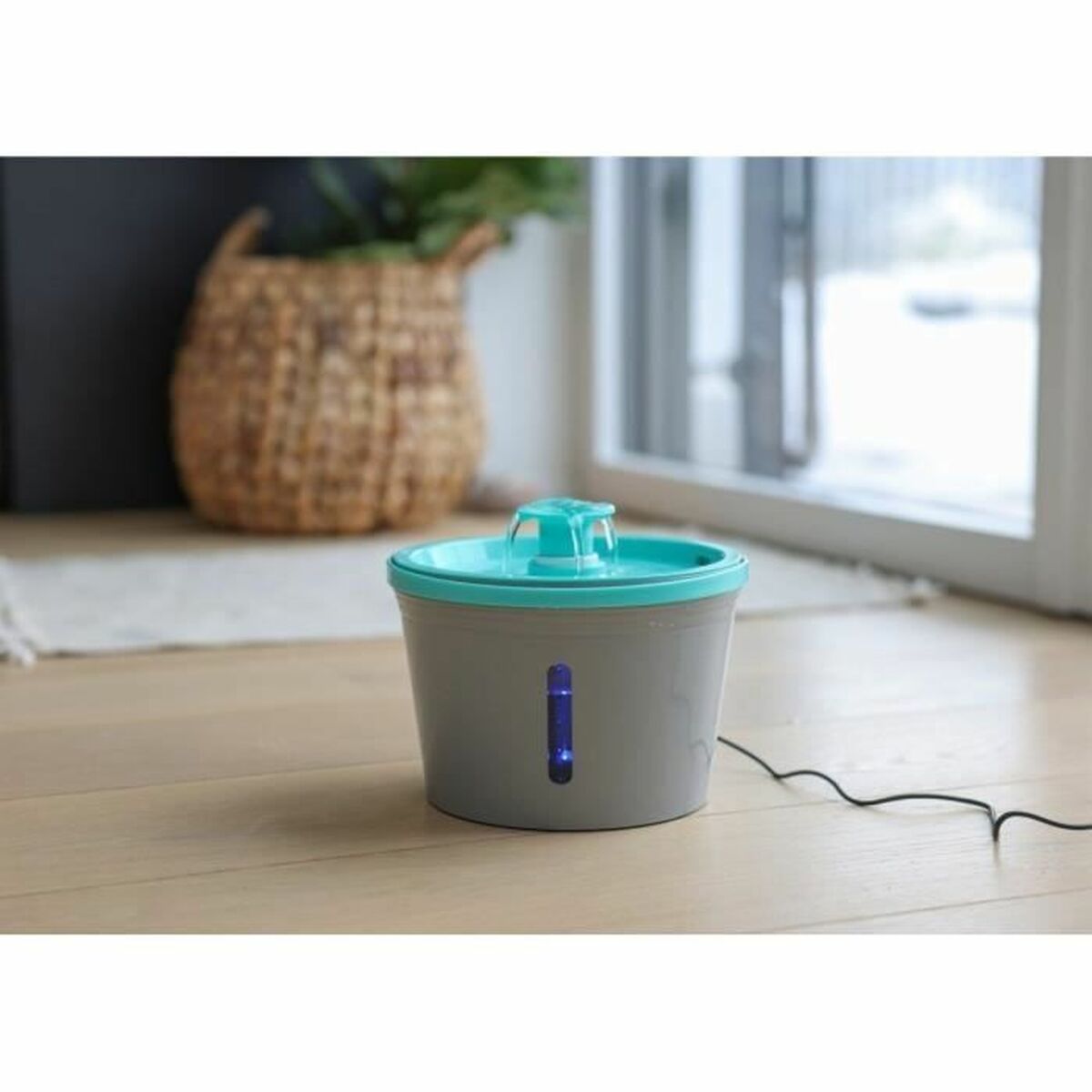 Großer Trinkbrunnen 1,6L – Frisches Wasser, stilvolles Design – Ansicht 2