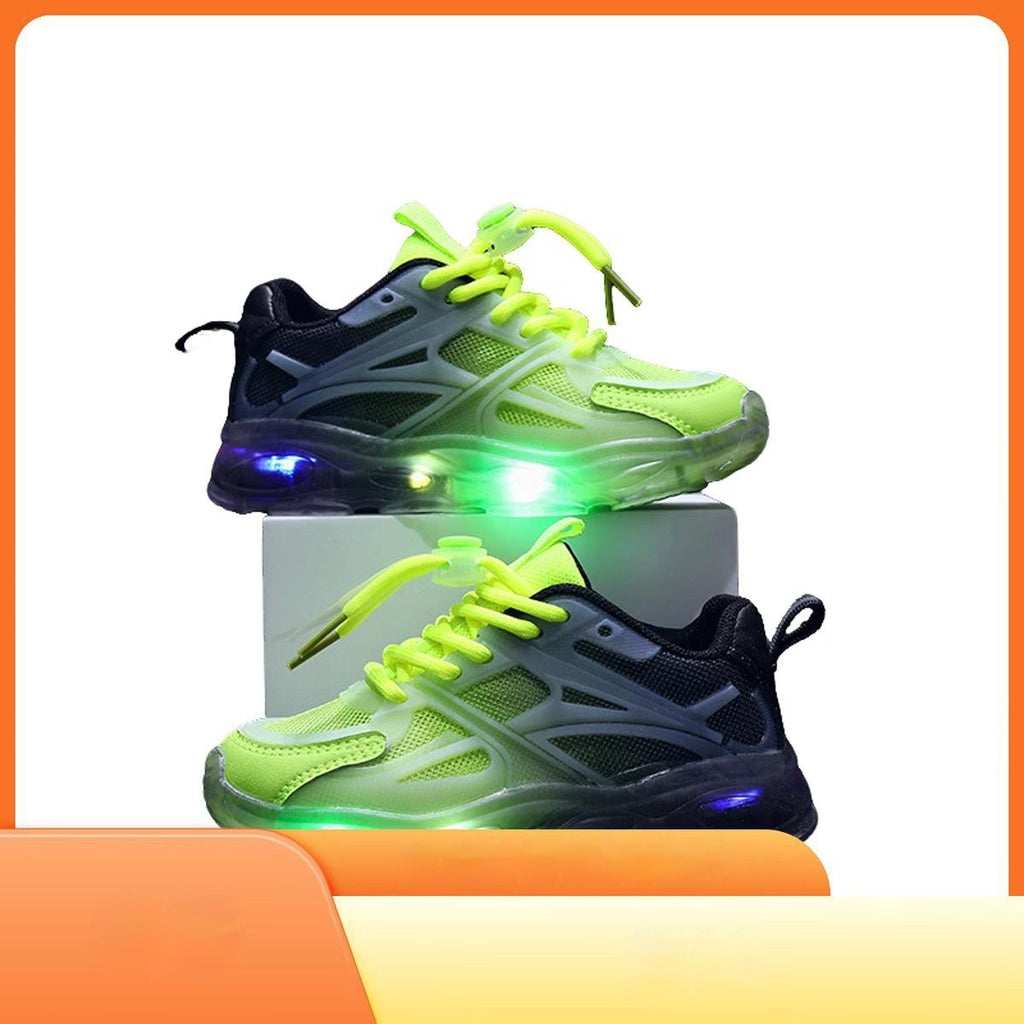Atmungsaktive Sportschuhe für Kinder mit Licht – Bild 6 | LuxeStyle