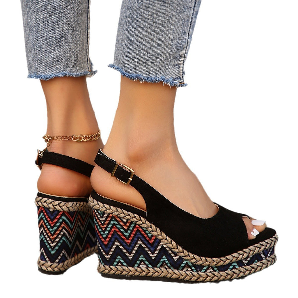 Keilabsatz Sandalen im Römer-Stil – Bild 8 | LuxeStyle