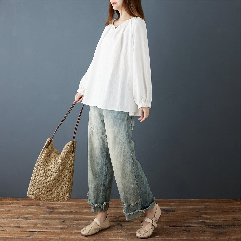 Elegante Damenbluse mit Rüschen und Spitze