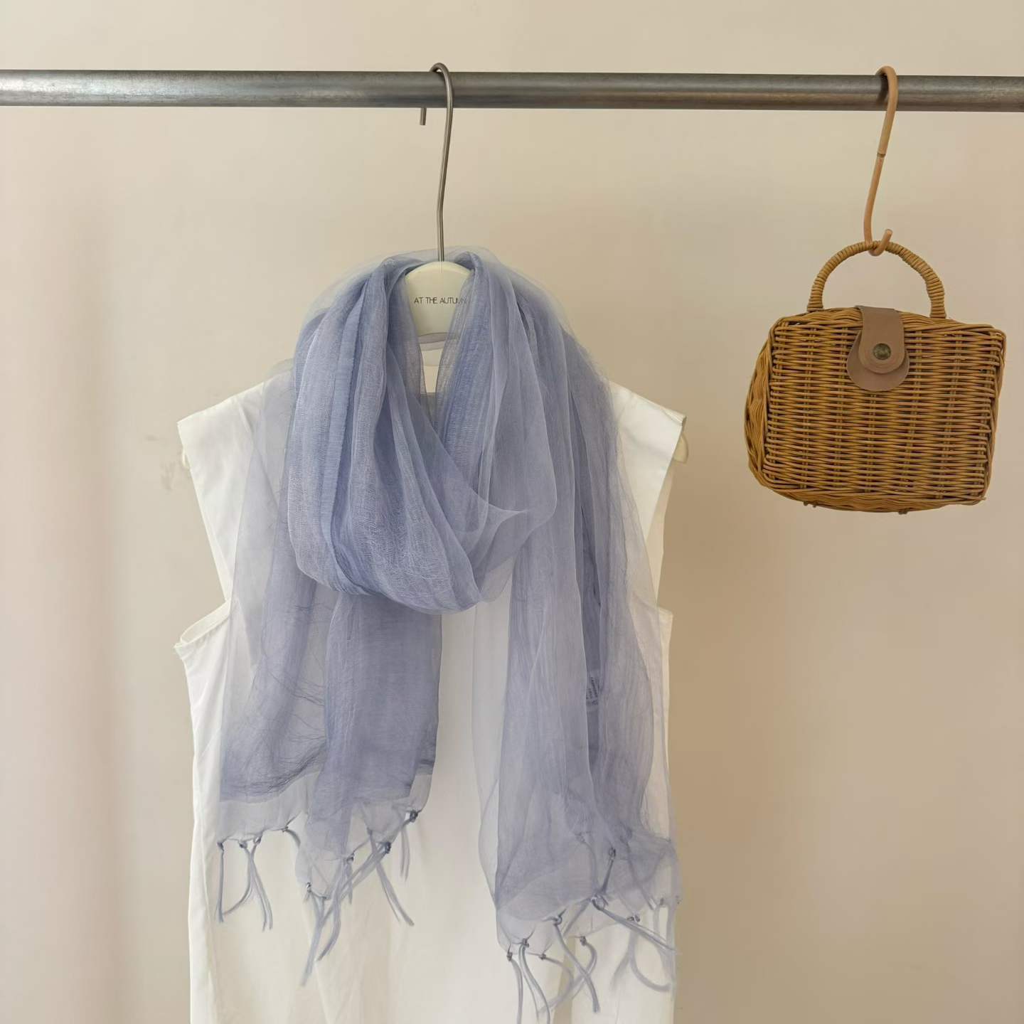 Organza Schal mit Quasten