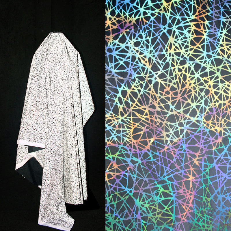 Reflektierender Stoff „Night Symphony“ Silber – Bild 3 | LuxeStyle