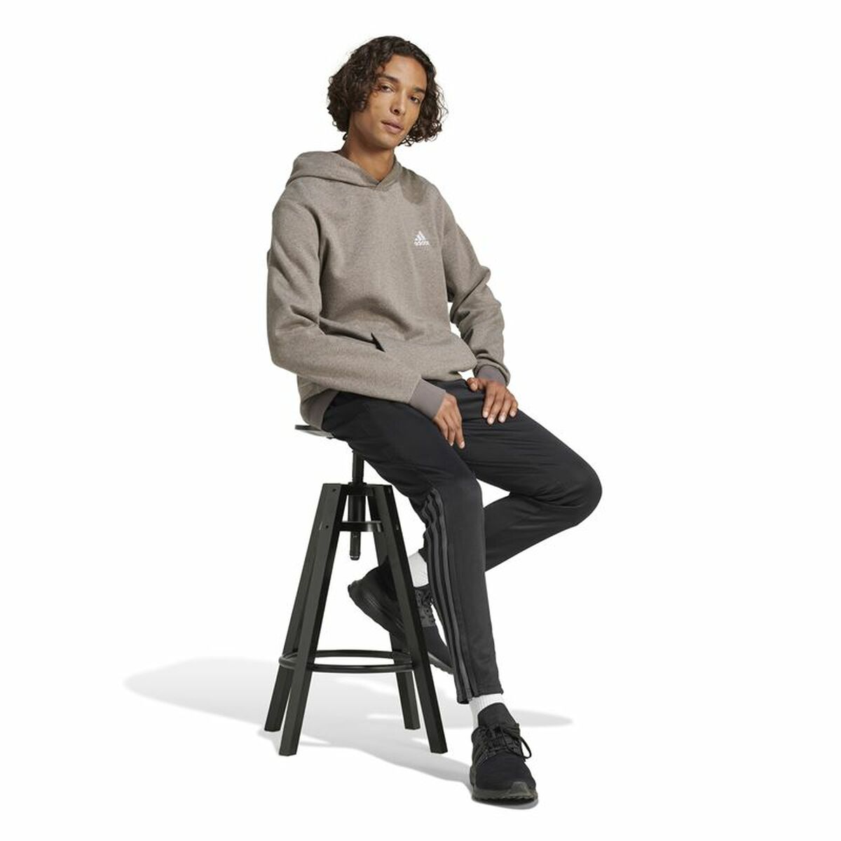 Herren Sweater mit Kapuze Adidas Seasonal Essentials Melange Hoodie – LuxeStyle Schweiz