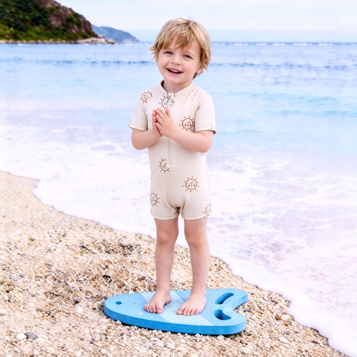 Boys Fresh-Style Badeanzug mit Sonnenschutz – Bild 3 | LuxeStyle
