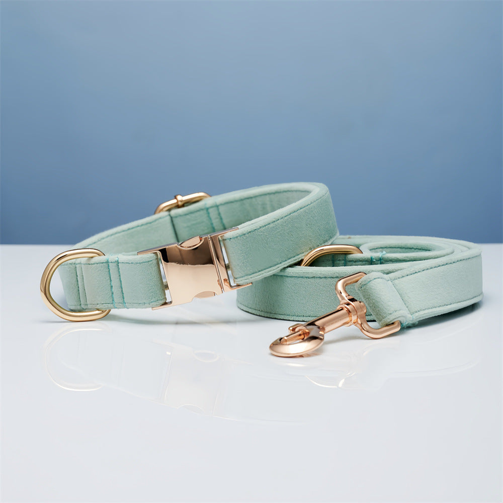 Samt-Hundehalsband mit Leine und Schleife – Bild 18 | LuxeStyle