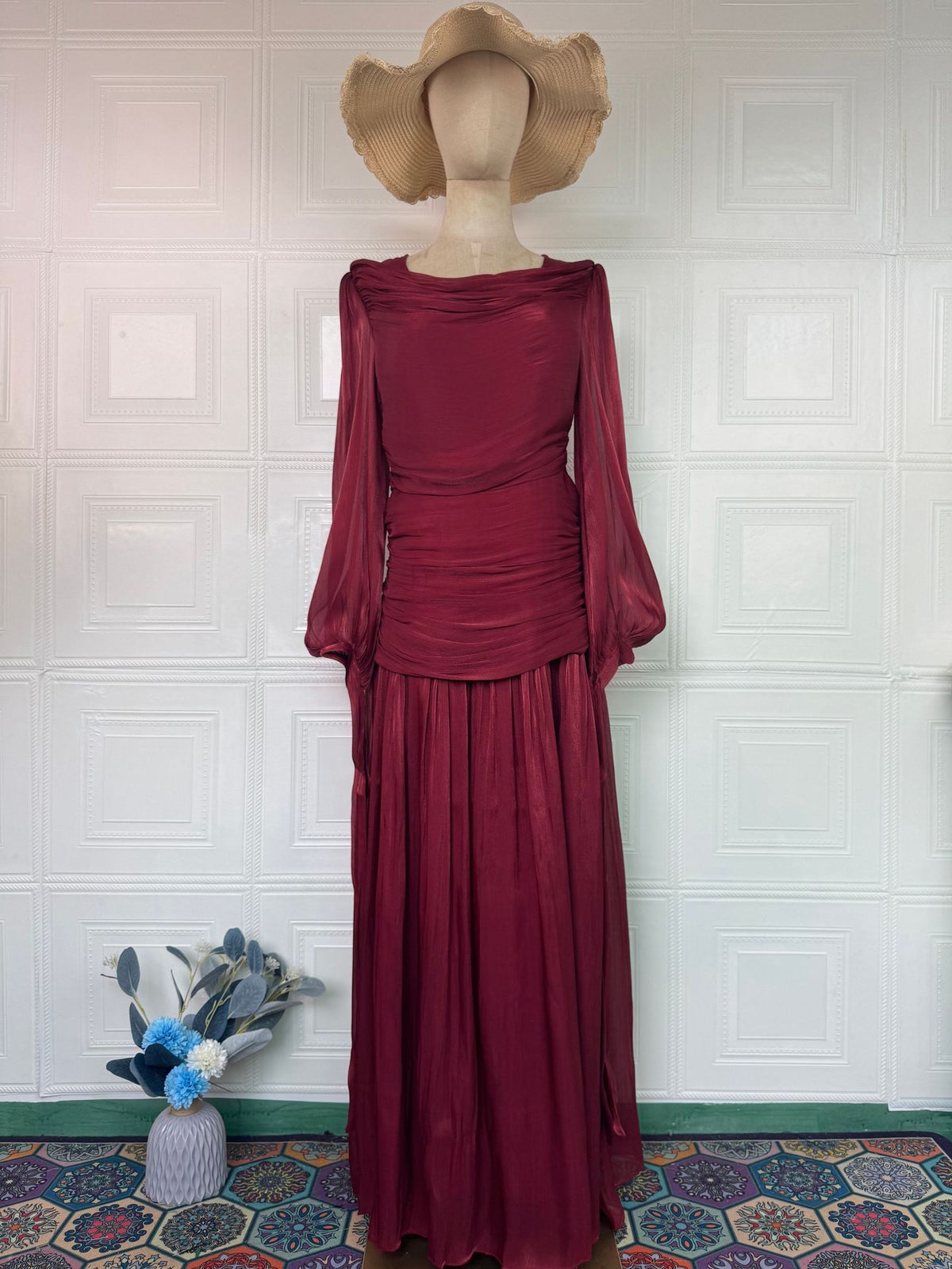 Elegantes Damenkleid mit Laternenärmeln – Bild 2 | LuxeStyle