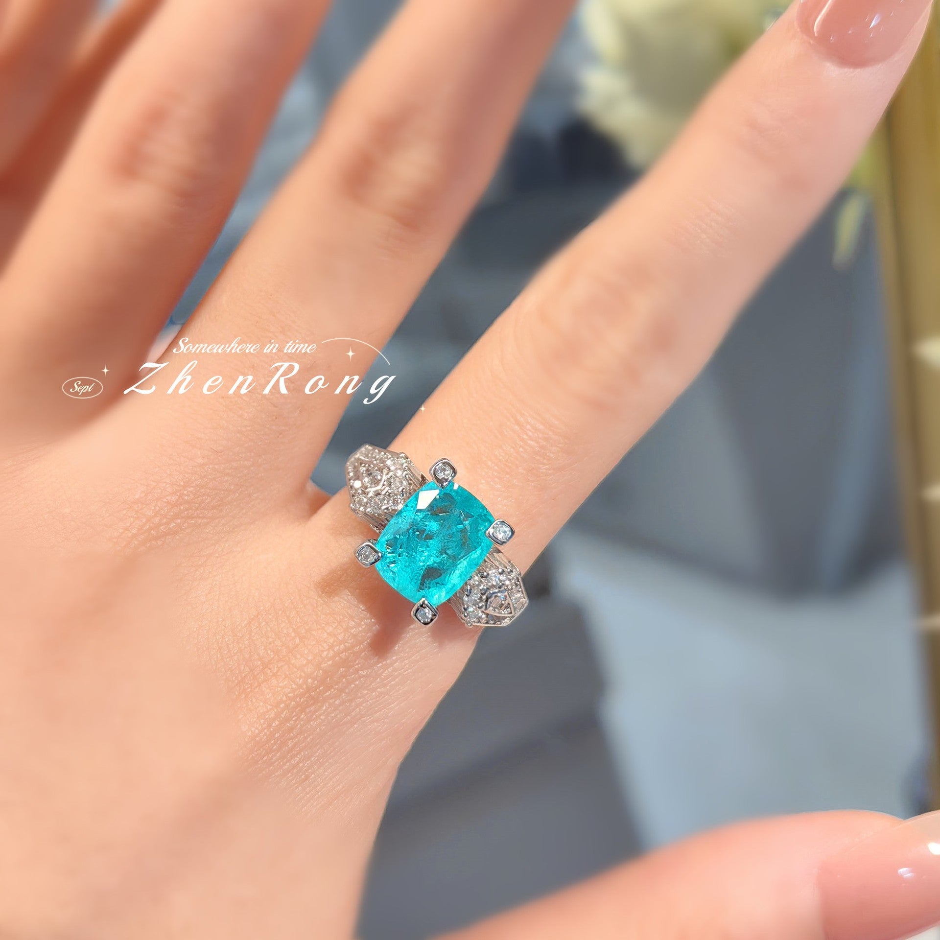 Paraiba-Tourmalin-Ring mit Diamanten
