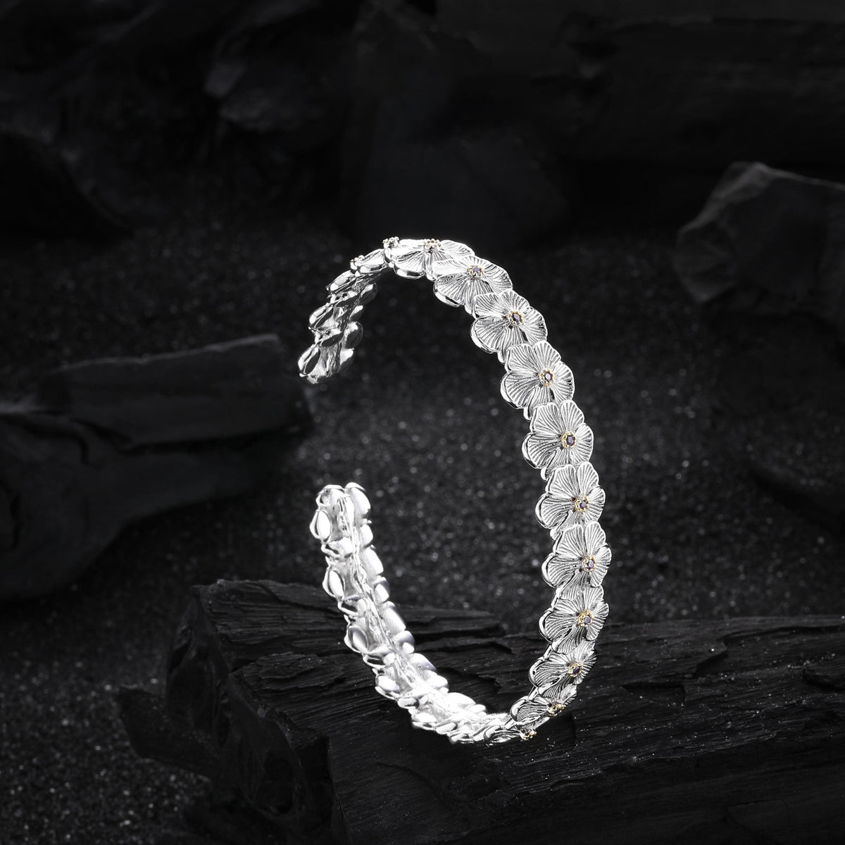 Gardenia Armband – schlicht & vielseitig – Bild 1 | LuxeStyle
