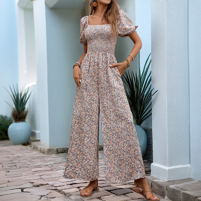 Geblümter Jumpsuit mit Puffärmeln