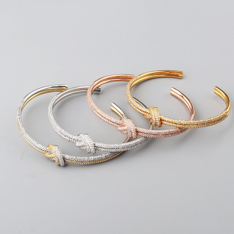 Armreif mit Seilknoten und Zirkonia – Bild 5 | LuxeStyle
