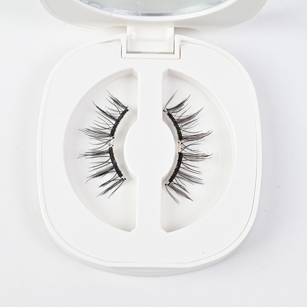 Magnetische Wimpern ohne Kleber – Bild 3 | LuxeStyle